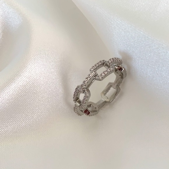 Aria Ring